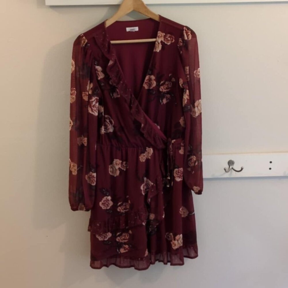 Xhiliration Ruffle Chiffon Wrap Dress Med Roses Fairy Feminine Romantic Coquette